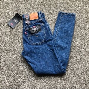 Levi’s 501 Skinny NWT